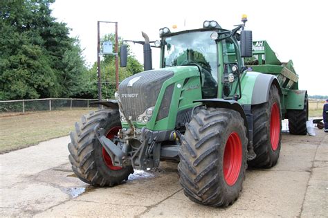 fendi tractor